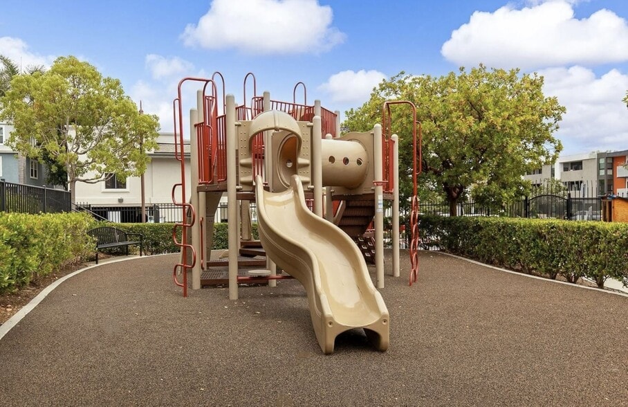 Playground - 3542 Shoreline Bluff Lane