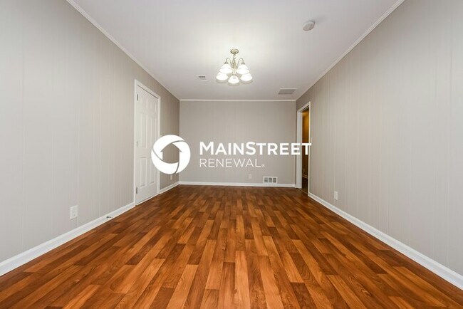 Building Photo - 3 Bedroom Pet-Friendly Home in Decatur, GA with Main Street Renewal