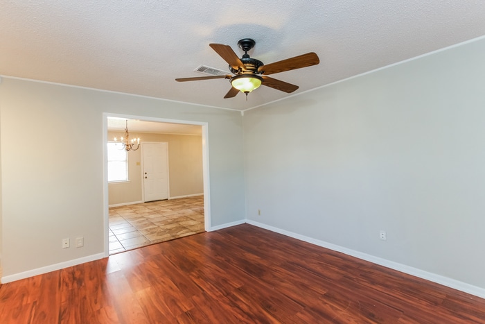 Building Photo - 218 Leighton Dr