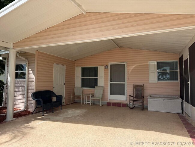 Building Photo - 8179 Sandwedge Terrace