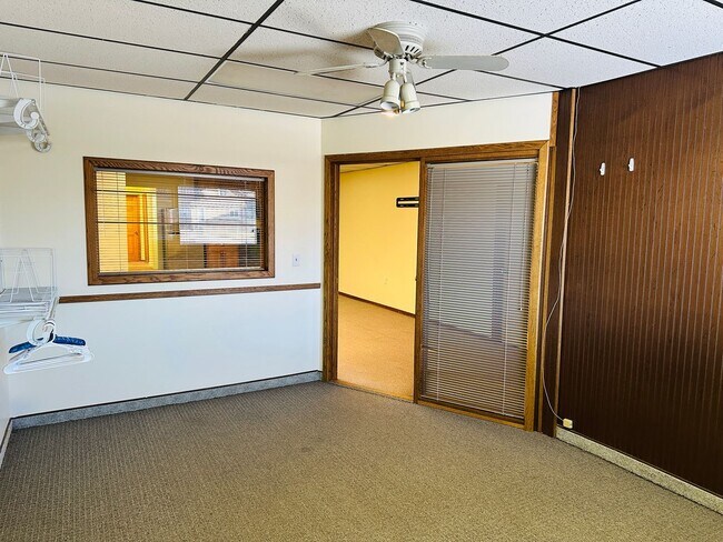 Building Photo - 210 Hallowell Ln