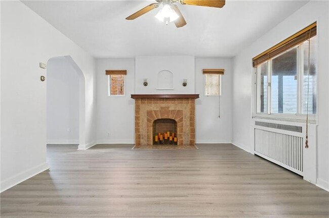 Building Photo - 229 Clairmont Ave