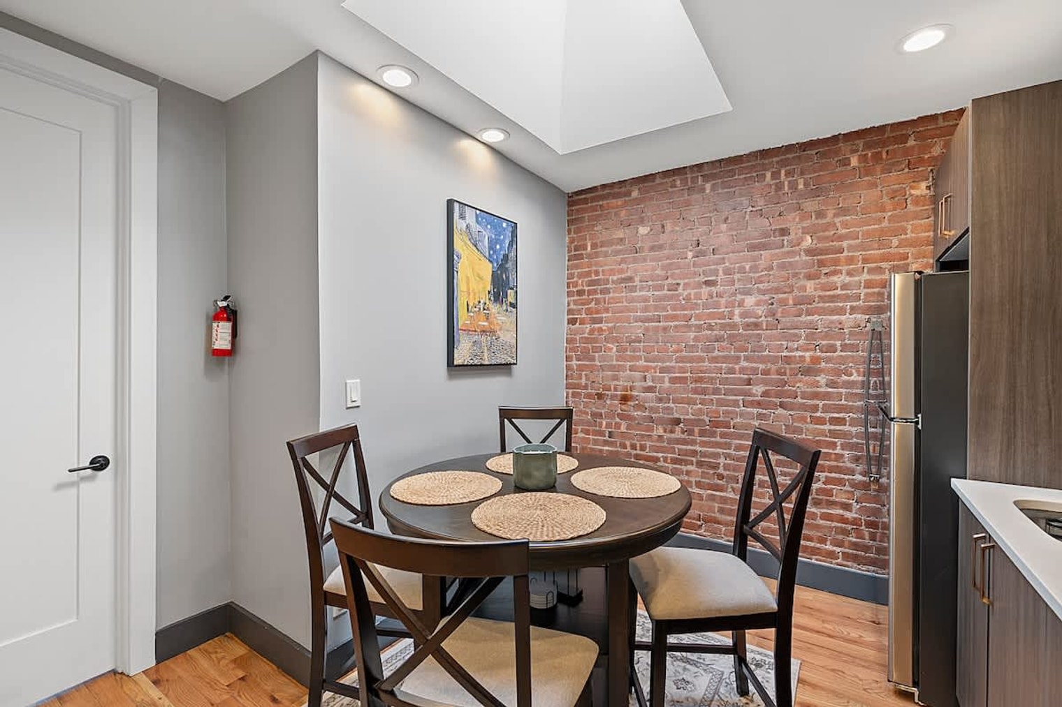 Building Photo - 334 Palisade Ave