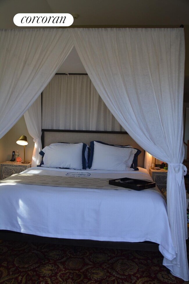 Building Photo - 12 Osborn Farm Ln