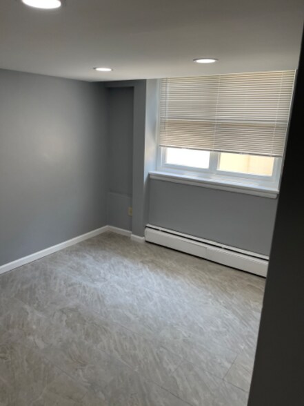 Building Photo - 1301 N Harrison St