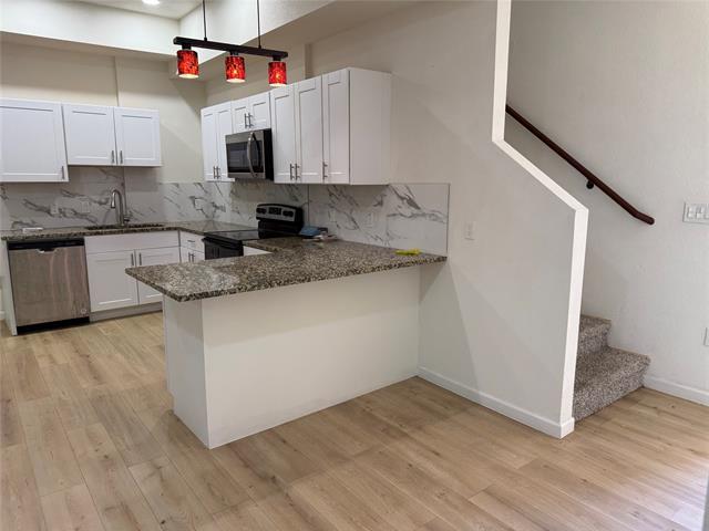 Building Photo - 214 Heritage Ct