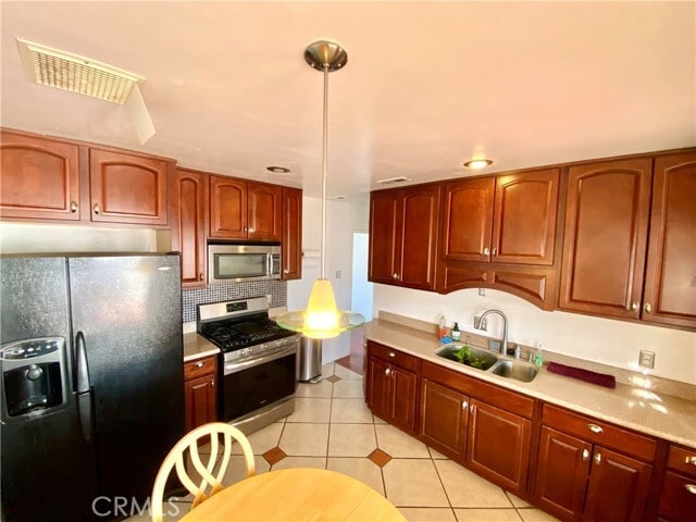 Building Photo - 16793 Zenda St