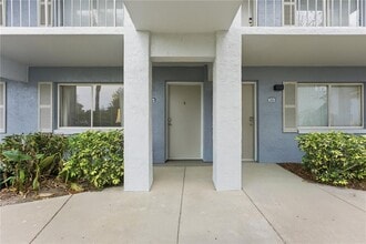 Building Photo - 139 Oyster Bay Cir