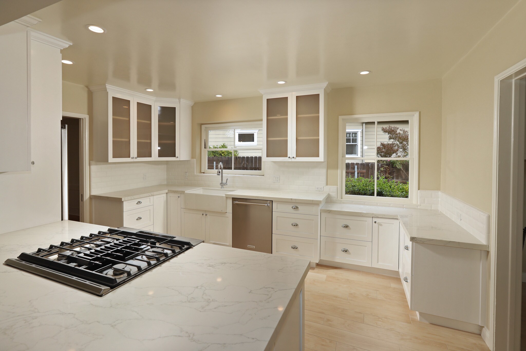 Building Photo - 1223 Oak Cir Dr
