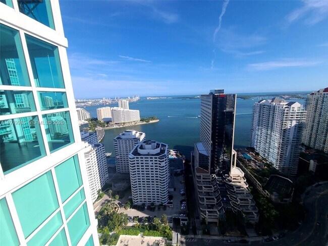 Building Photo - 951 Brickell Ave