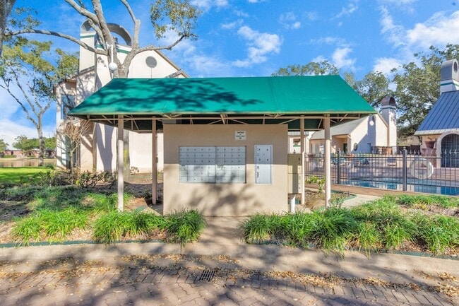 Building Photo - 4144 Greystone Way