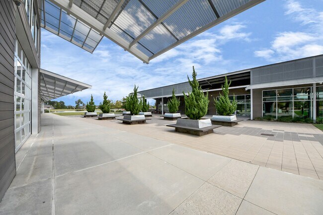 Building Photo - 17770 Misty Brk Ln