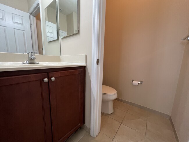 Building Photo - 3222 NW 31st Terrace