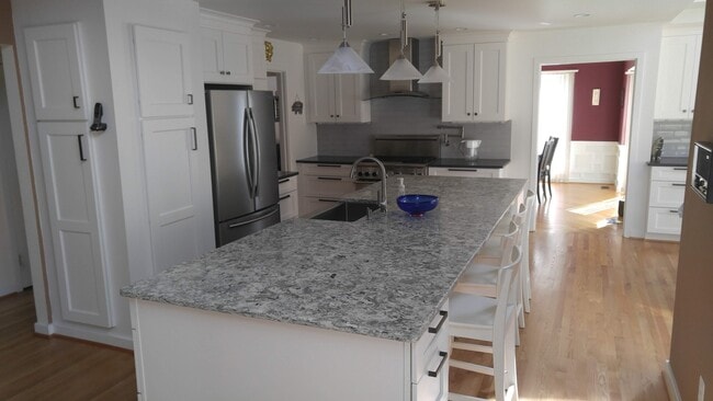 Building Photo - 10304 Snowpine Way