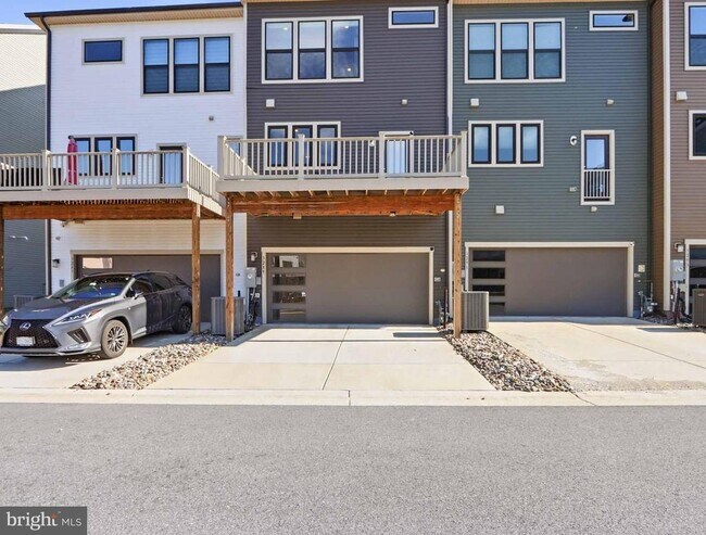 Building Photo - 3289 Watershed Blvd