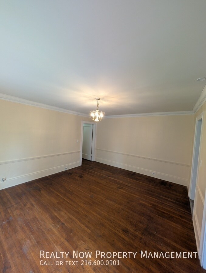 Building Photo - 2453 Overlook Rd