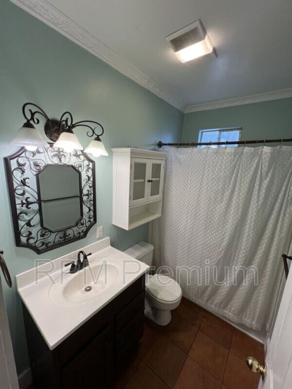 Building Photo - 4627 41st St