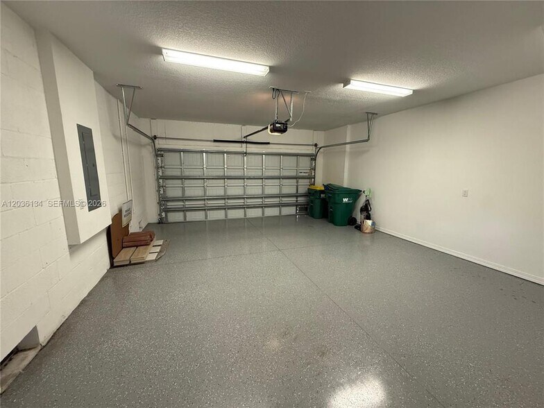 Building Photo - 8112 NW 78th St