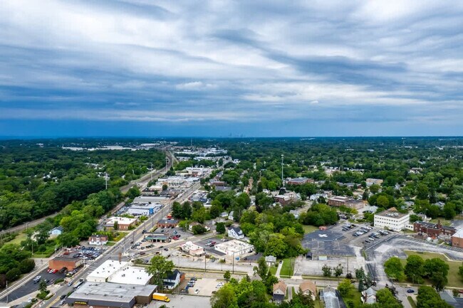 Building Photo - 681 Washington St