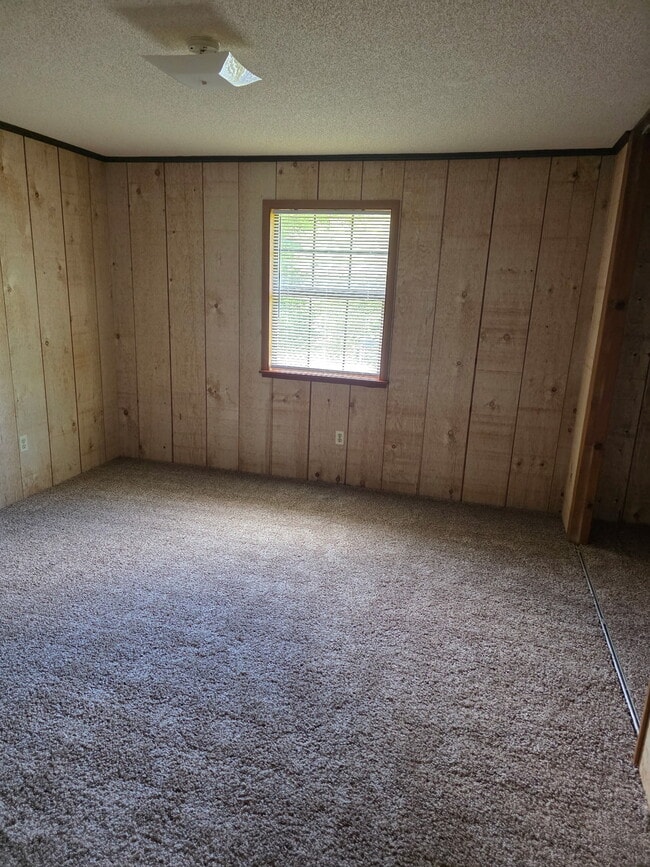 Building Photo - Oak Ridge Apartment