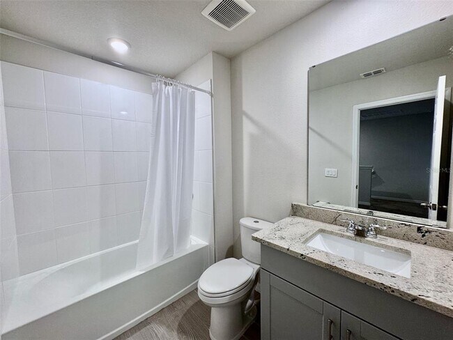 Building Photo - 744 Legacy Dr