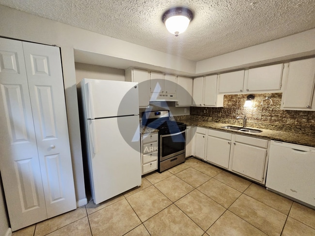 Building Photo - 8834 Long Beach Cir
