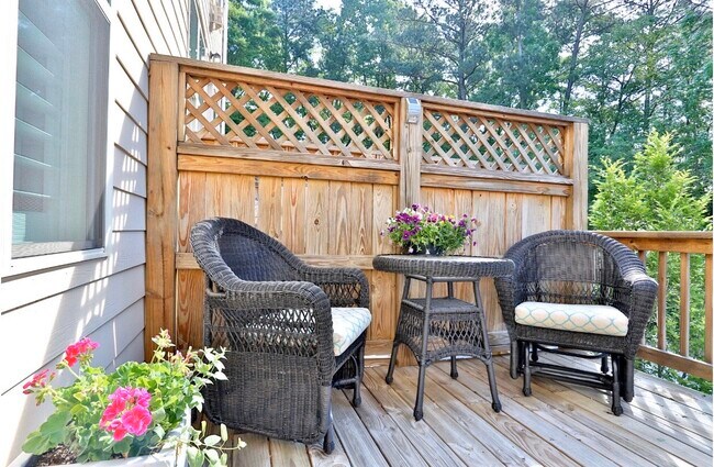 Building Photo - 4379 Strand Dr