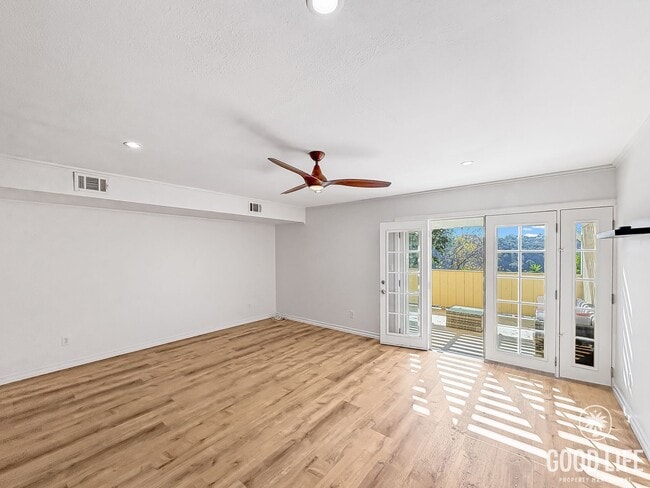 Building Photo - Beautiful 2B/1.5BA Condo For Rent In University City!