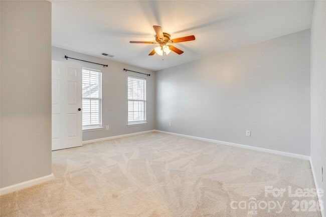 Building Photo - 618 Bayou Cir