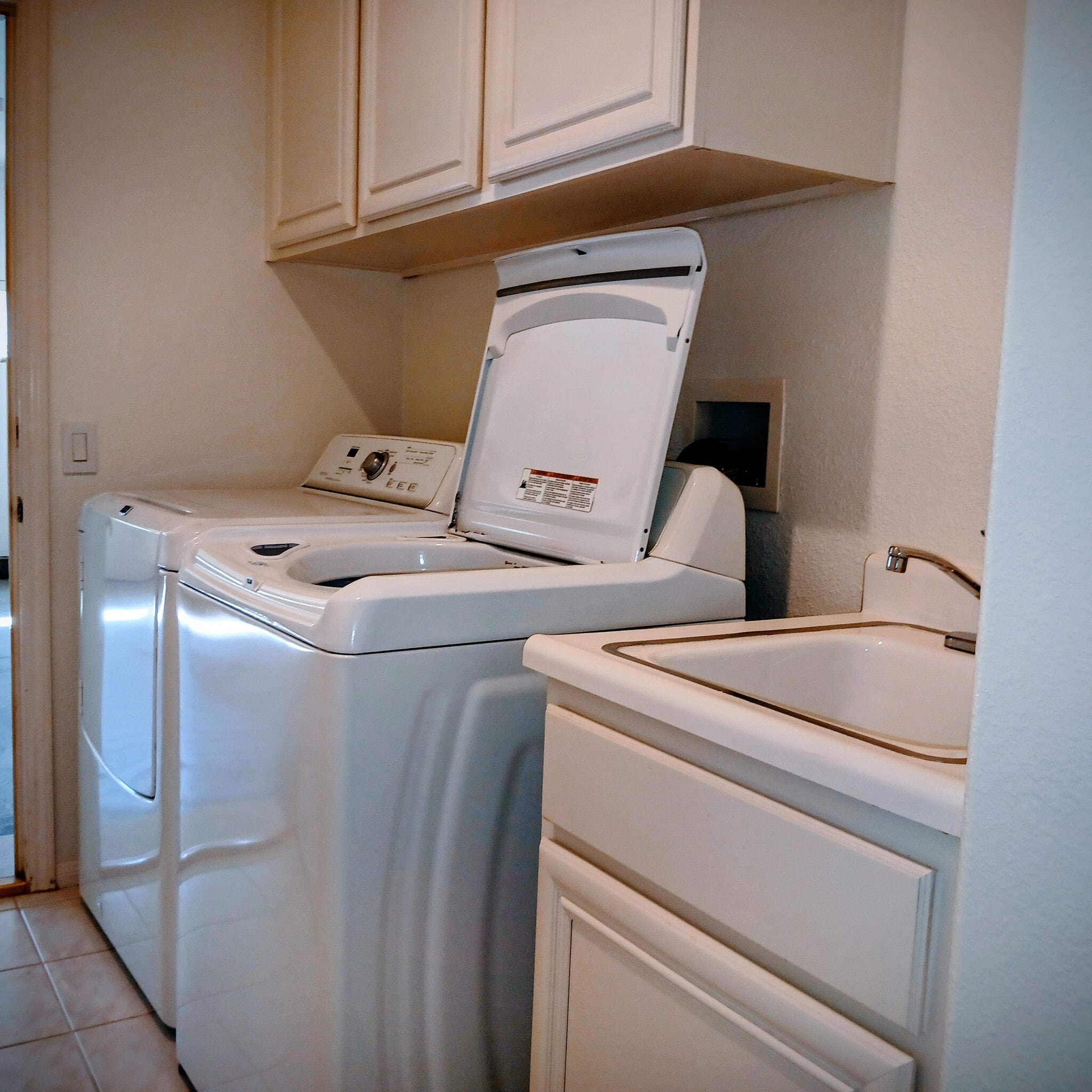 Building Photo - 7009 Wildrose Ter