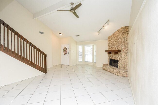 Building Photo - 2623 Forestbrook Dr