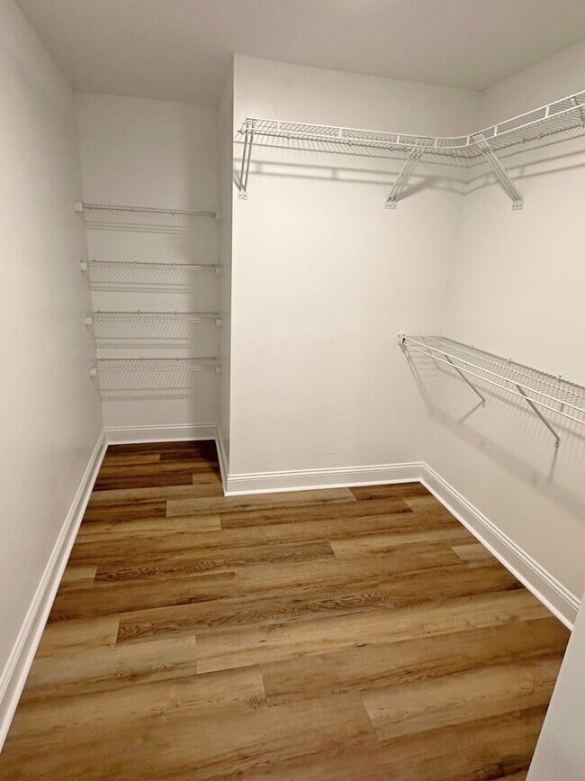 Building Photo - 4271 Ginger Trail