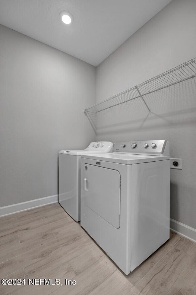 Building Photo - 189 Vista Lake Cir