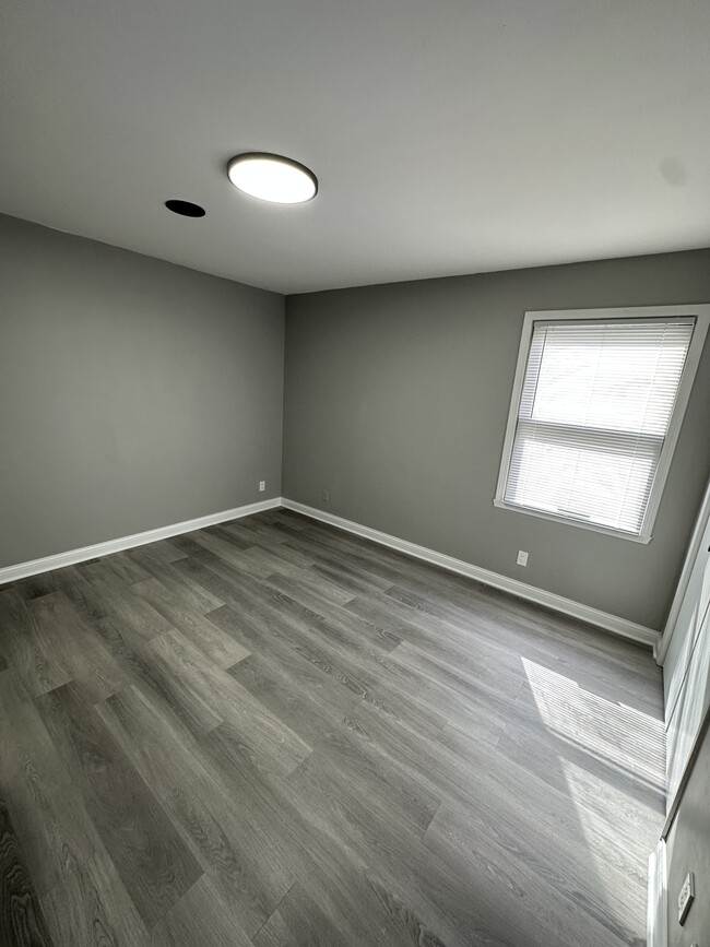 Building Photo - 1715 Overdene Ave