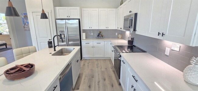 Building Photo - 4922 Hoover St