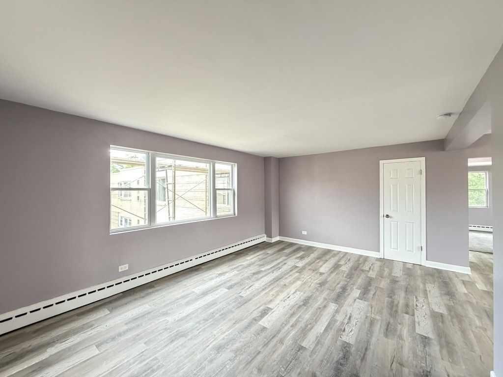 Building Photo - 2057 E 72nd St