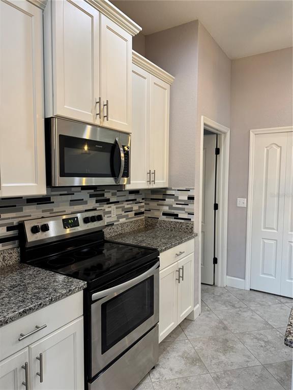 Building Photo - 1365 Evergreen Park Cir