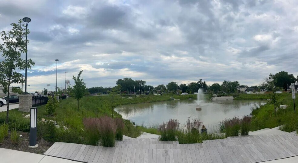 Building Photo - 8821 N Greenwood Ave