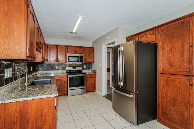 Building Photo - 11625 Belle Manor Dr