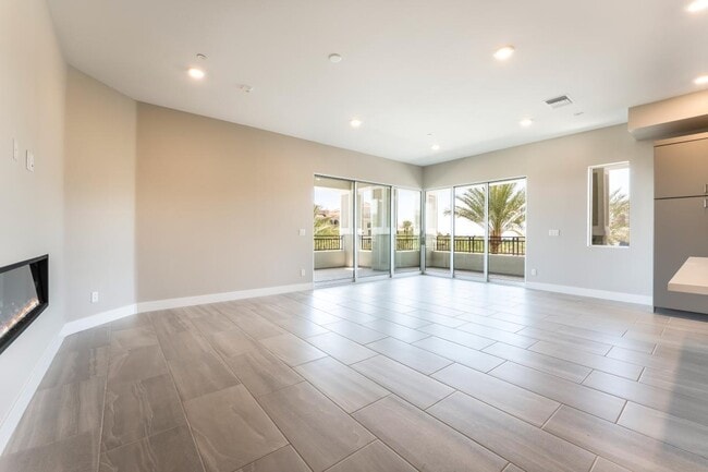Interior Photo - Mira Villa at Summerlin