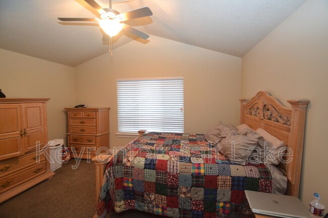 Building Photo - 1867 Trail Heights Dr