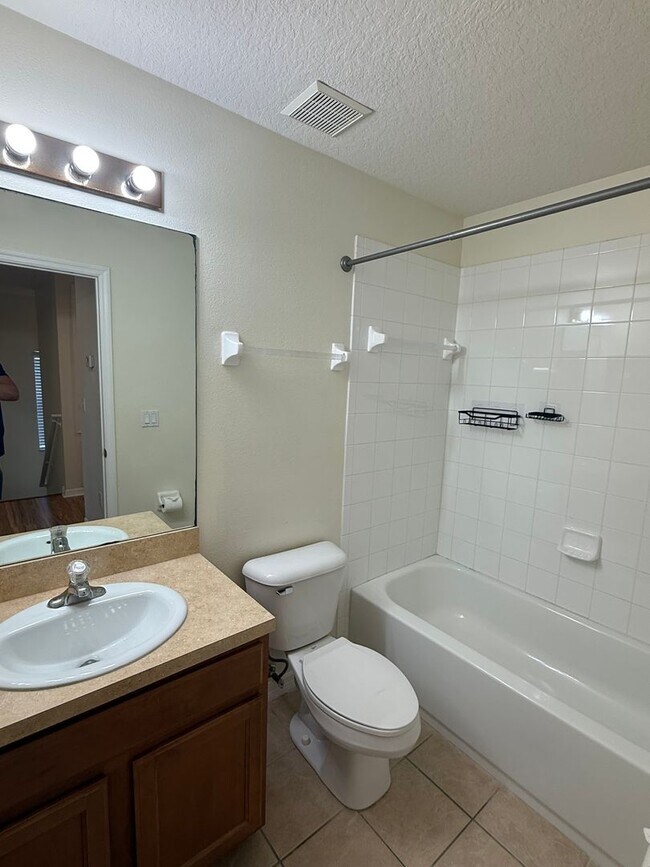 Building Photo - Coming Soon!  3 BR/2.5BA | Newly Renovated Townhome | In-Unit Laundry| Parking in Westchase!