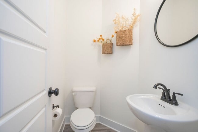 Building Photo - 3337 Alta Ln