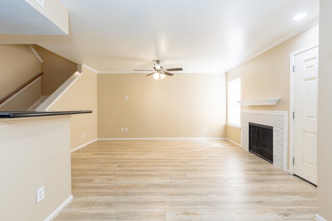 Building Photo - 14600 Fonmeadow Dr
