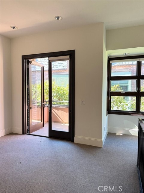 Building Photo - 2323 S Beverly Glen Blvd