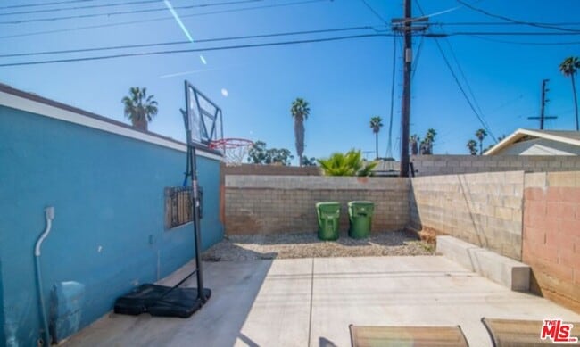 Building Photo - 3504 Eagle St