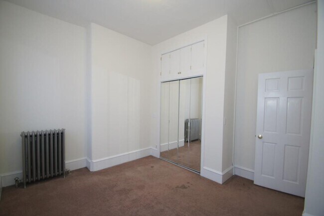 Building Photo - 2634 Poplar St