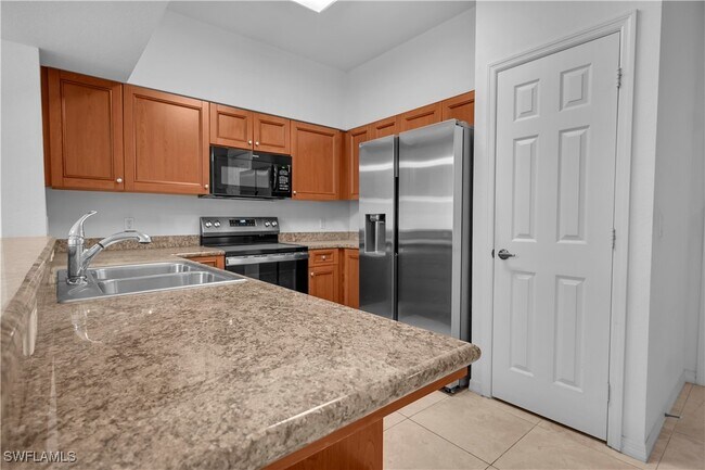 Building Photo - 20321 Estero Gardens Cir