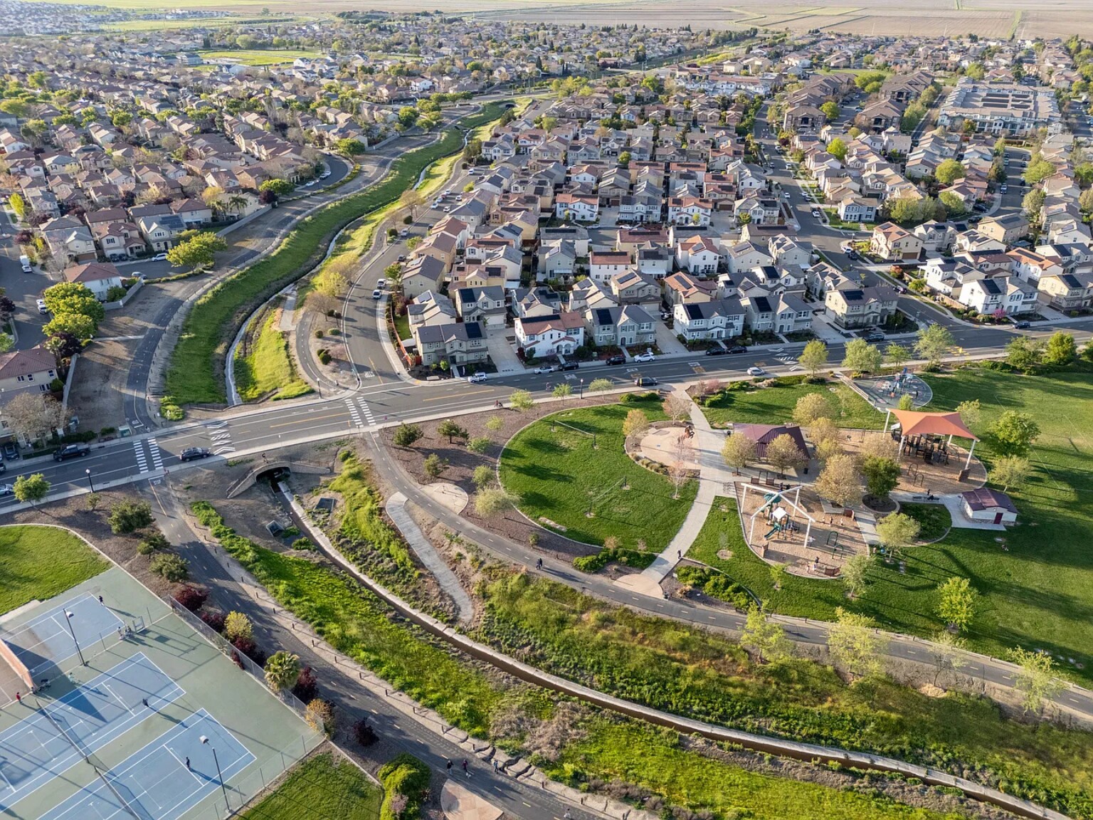 Building Photo - 2986 Portage Way