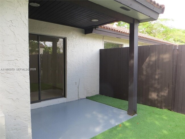 Building Photo - 15207 SW 46th Ln